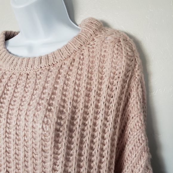 Moon & Madison Women's XL Blush Pink Open Knit Sweater Metallic Silver Bell Cuff - Picture 8 of 10